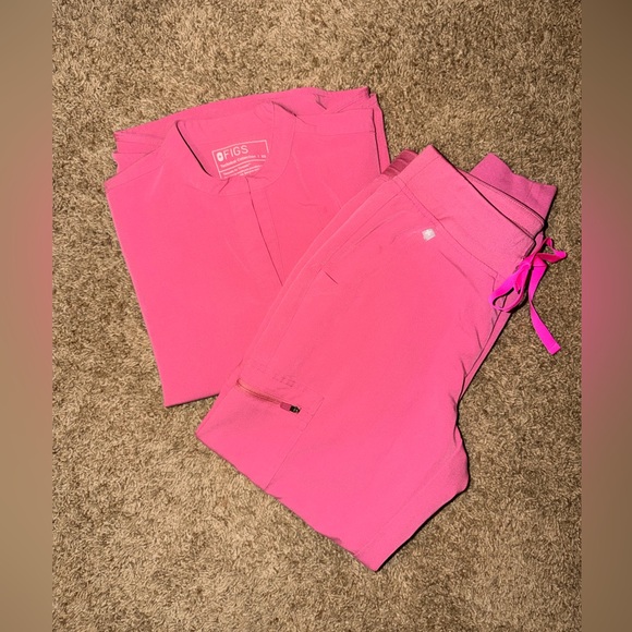 Figs Other - Light  Pink Figs Breast Cancer Awareness Set 
TOP XS and Bottoms Small Petite